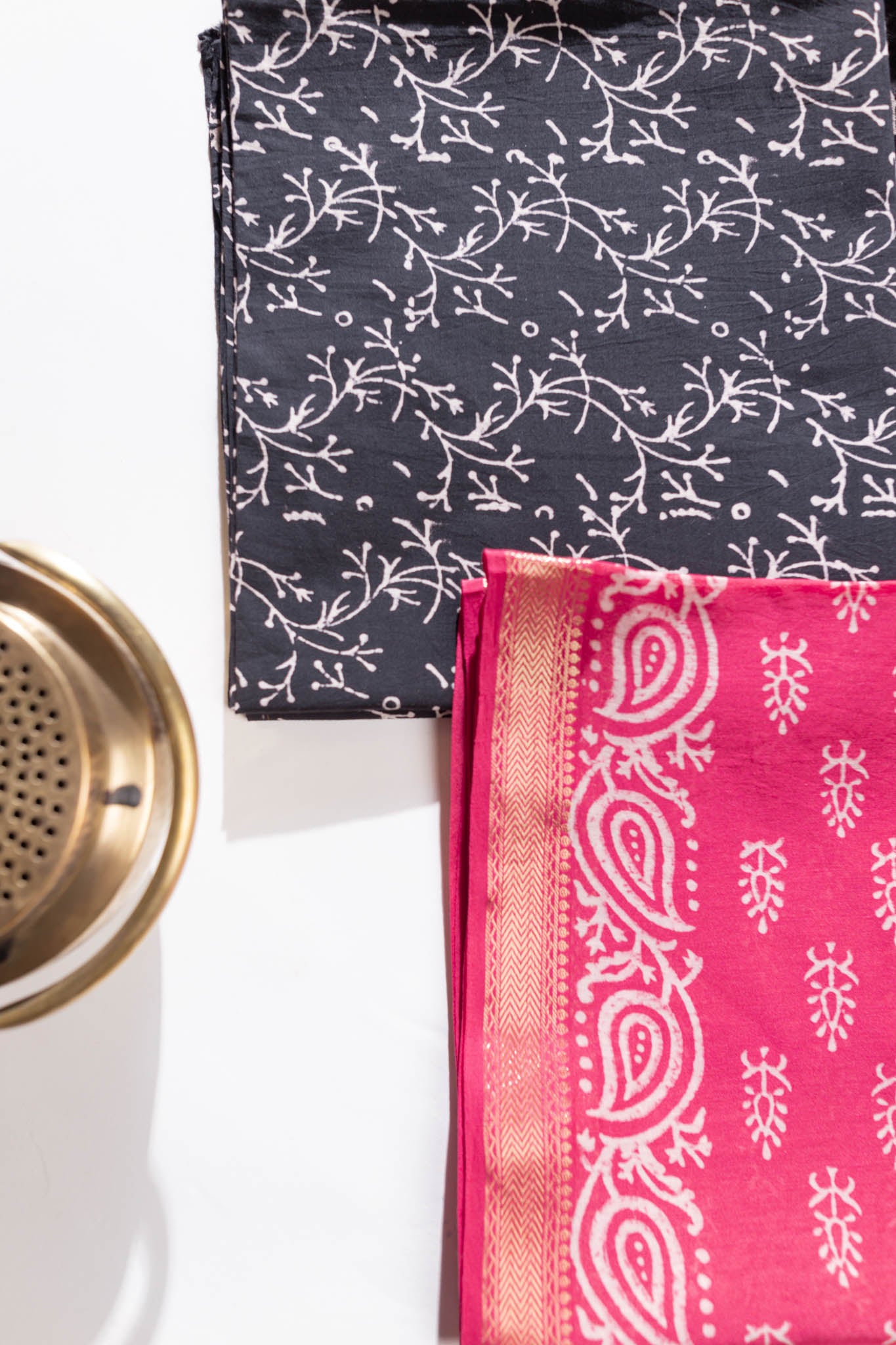 Maheshwari Silk 3 PC Suit Piece - Pink/Black - Vastra Raag