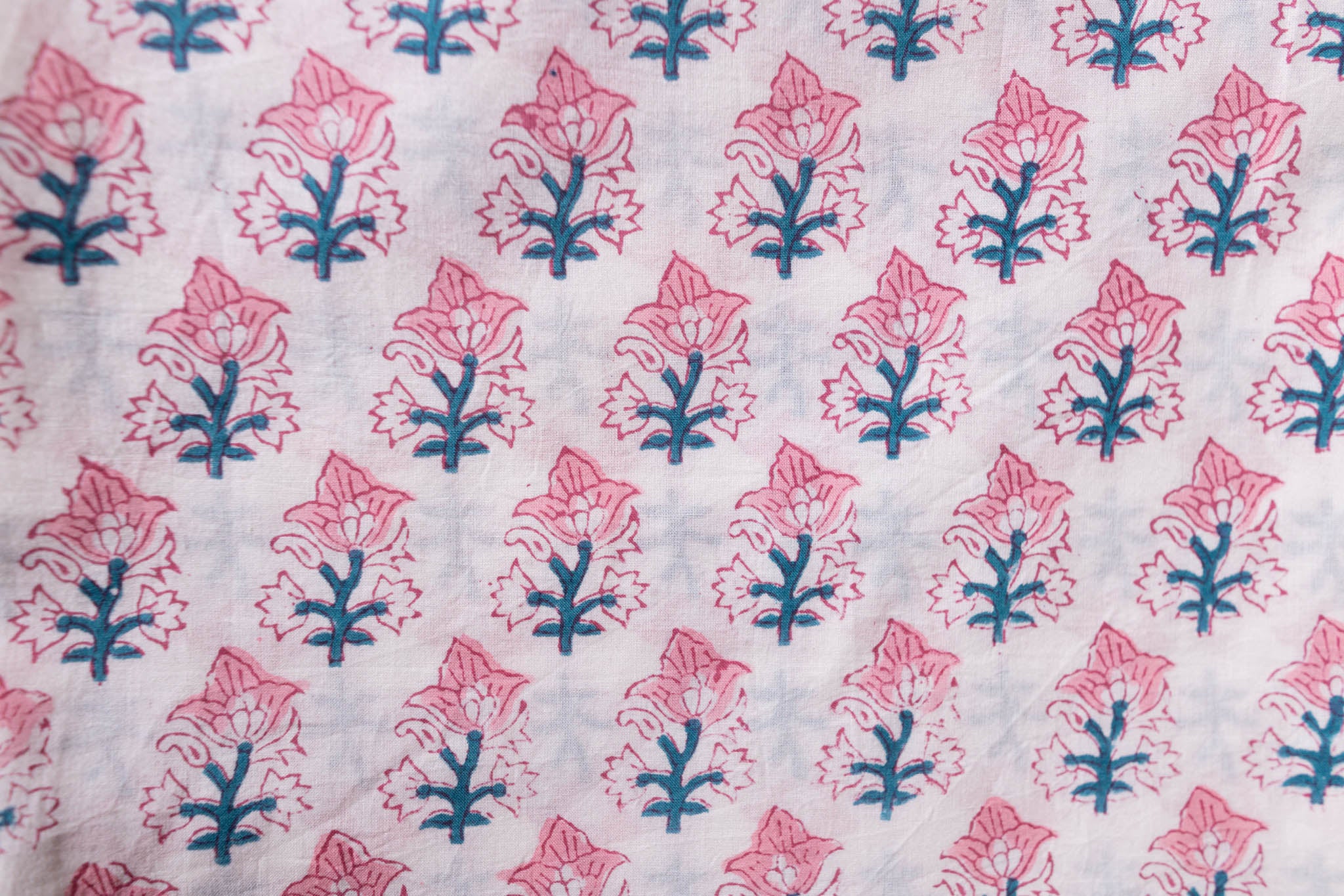 Maheshwari Silk 3 PC Suit Piece - Multicolor - Vastra Raag