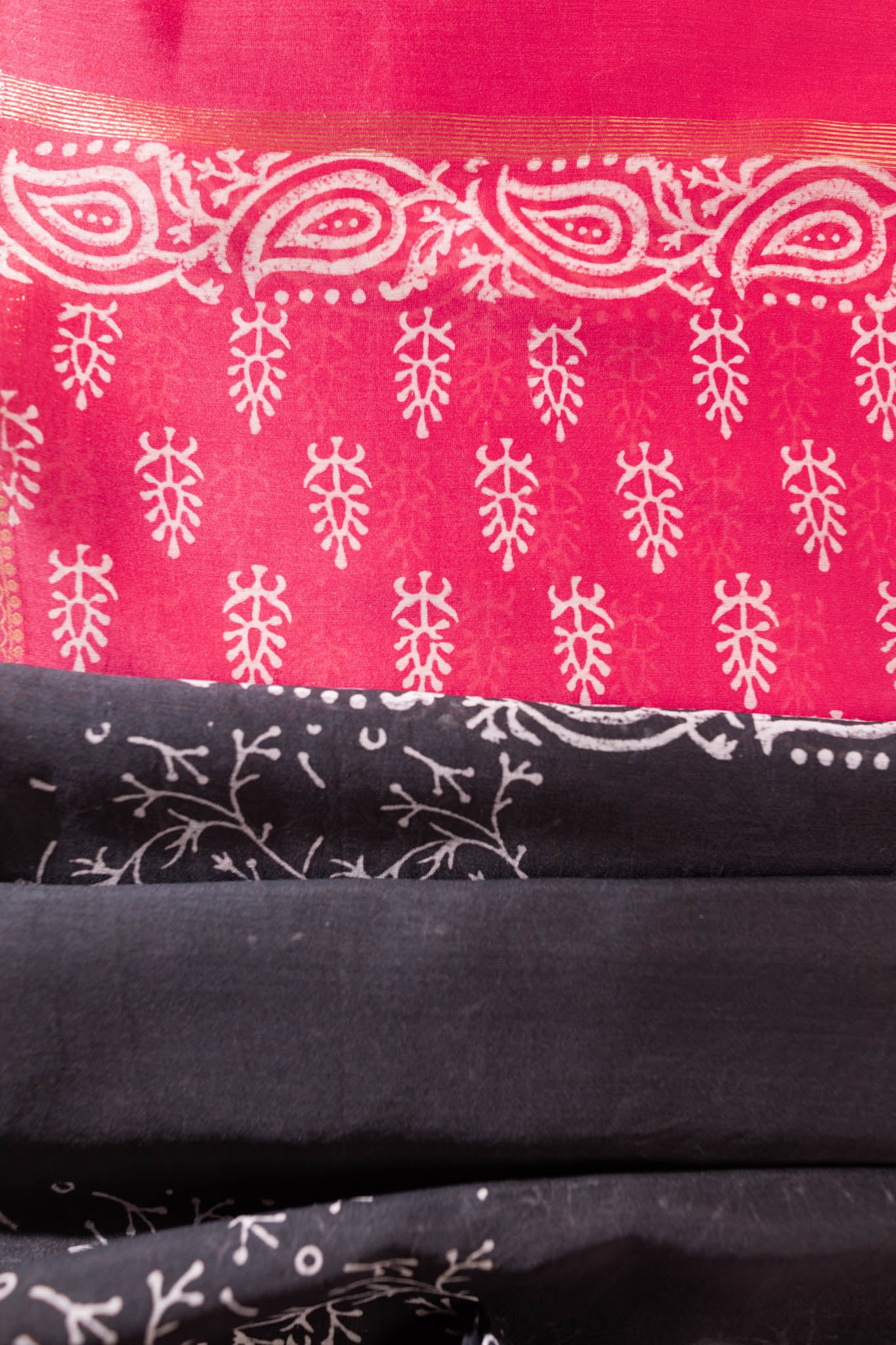 Maheshwari Silk 3 PC Suit Piece - Pink/Black - Vastra Raag