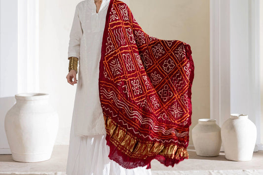 Comprehensive Guide to Bandhani Dupattas: Tradition, Craft, and Modern Elegance