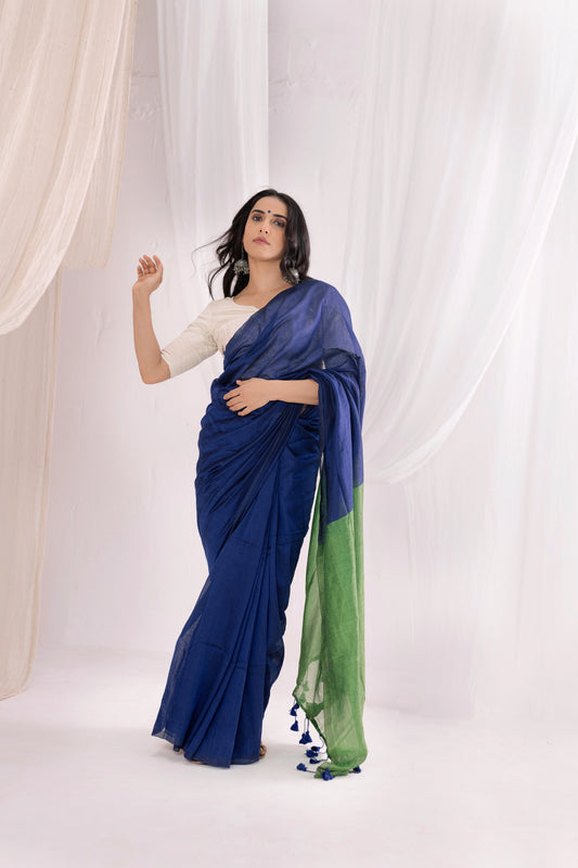 Pure Mul Cotton Handloom Contrast Color Pallu Saree - Blue/Green